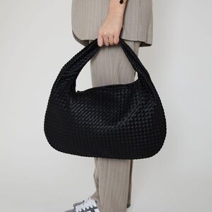 Woven Hobo Shoulder Bag - Black
